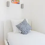 - Arroios Praca Do Chile Homestay szállás *