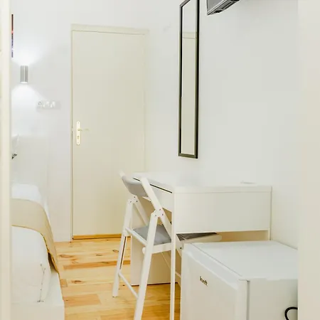 - Arroios Praca Do Chile Homestay szállás