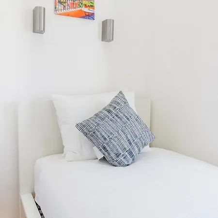 - Arroios Praca Do Chile Homestay szállás *