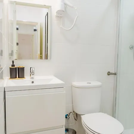 - Arroios Praca Do Chile